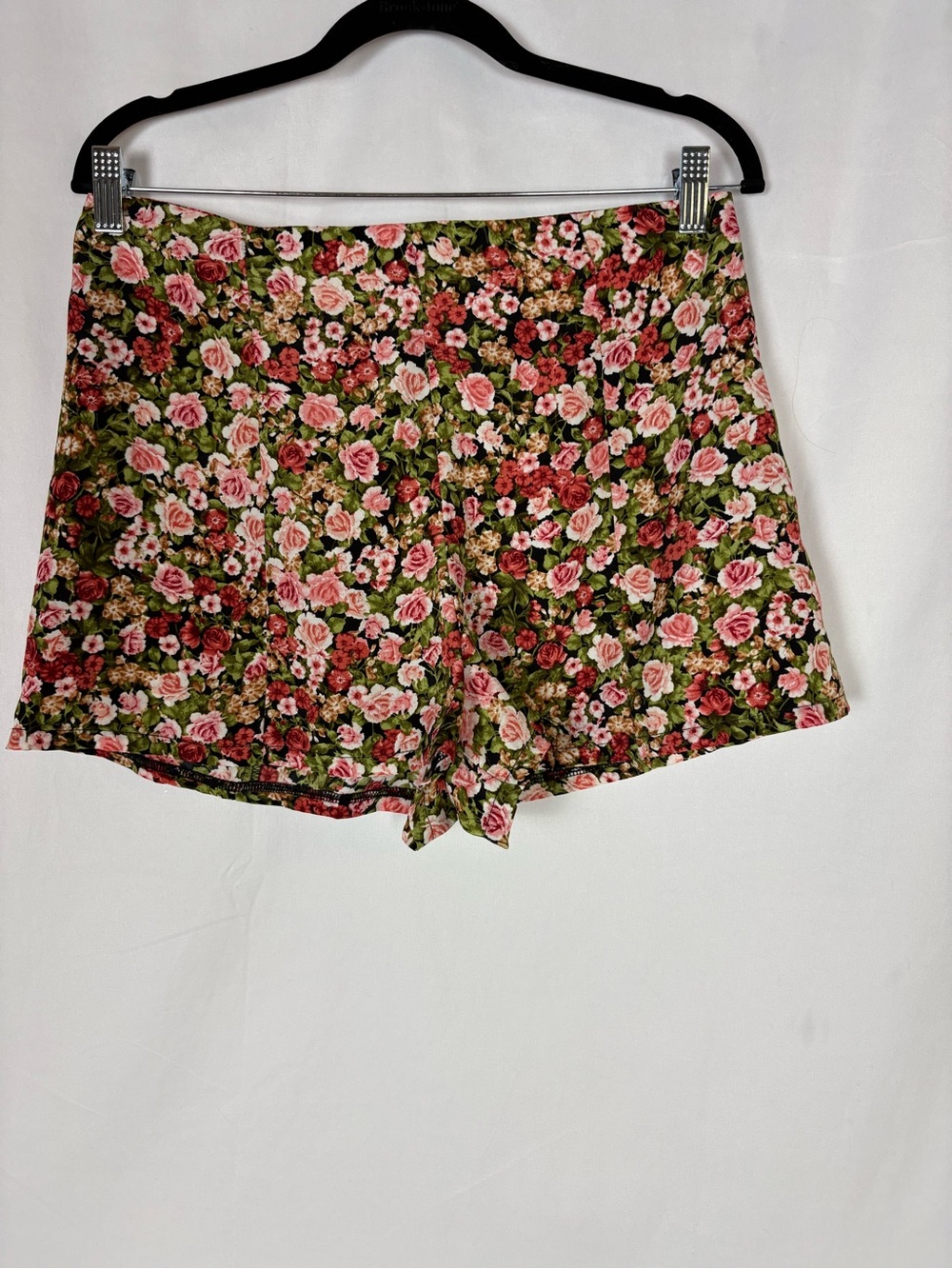 Monteau Floral High-Waist Pink Rose Print Shorts